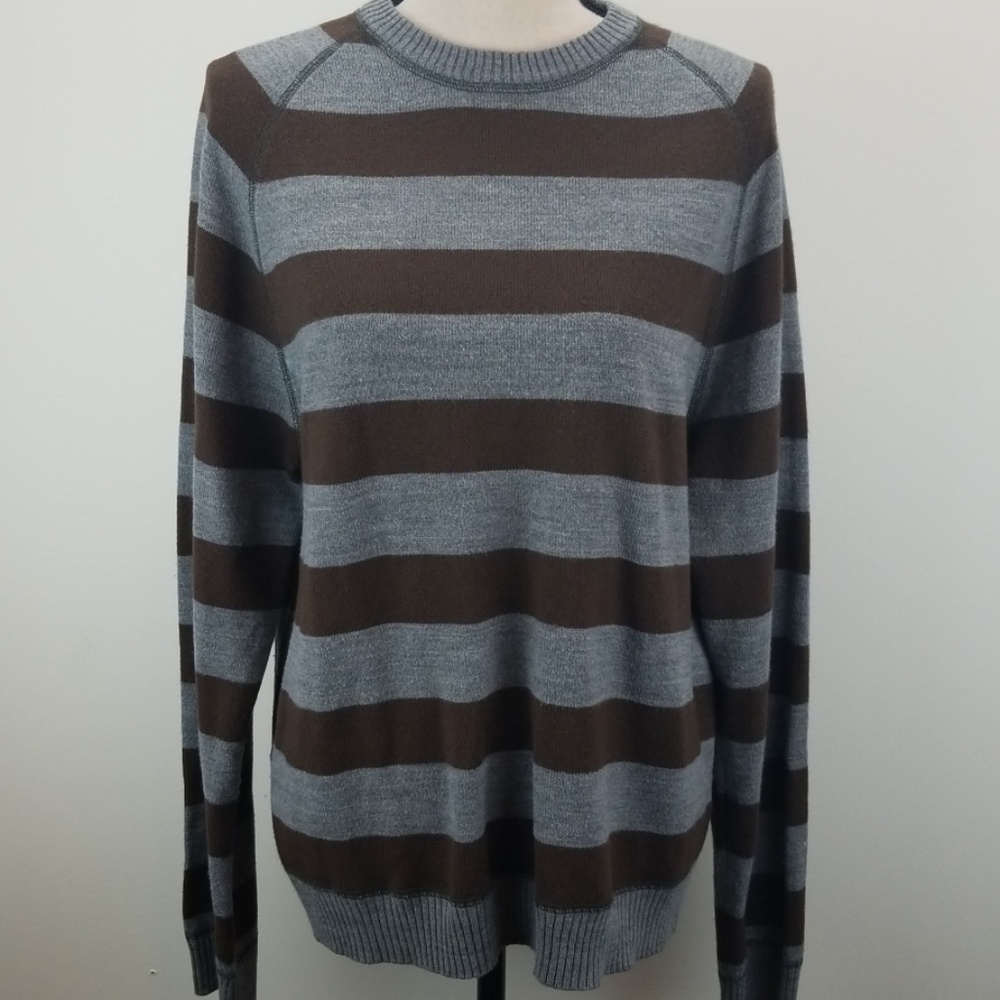 Aeropostale Sweater.